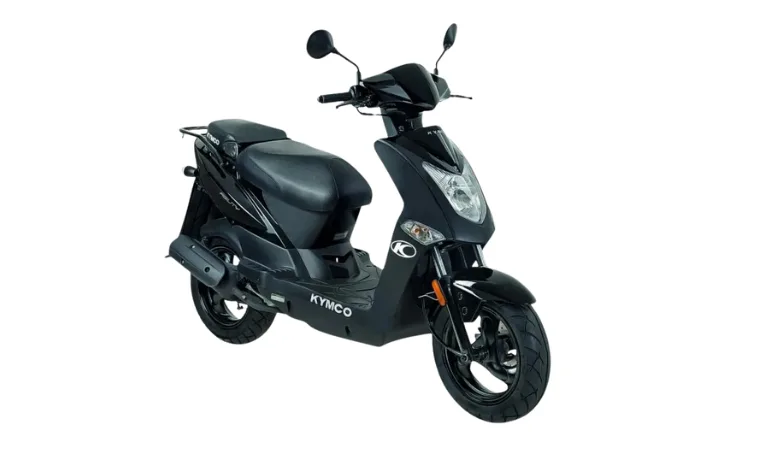 Louez la KYMCO Agility 50, une moto compacte, économique